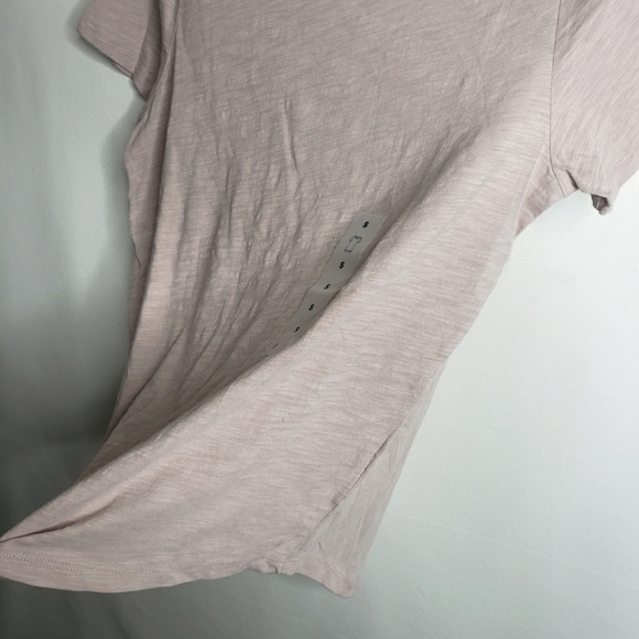 Old Navy Everywear Tee Short Sleeve Pale Pink Women's Size Small T-Shirt NWOT - Picture 6 of 8